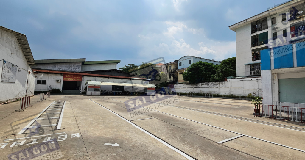 The driving school for Vietnam Driving License tests